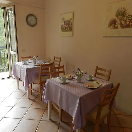 Maria Bed & Breakfast