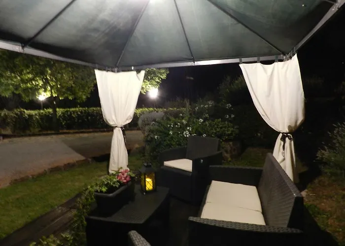 Maria فندق مبيت وإفطار 4*